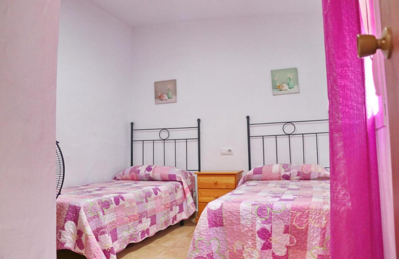 Apartamento Velarde โกนิล เด ลาฟรอนเตรา ภายนอก รูปภาพ